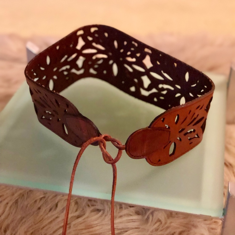 Abercrombie & Fitch Boho Cutout Leather Belt
